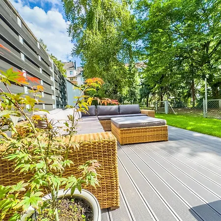 Apartment Citynah, Balkon, Grosse Kueche Und Garten *