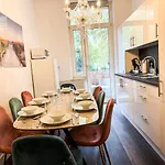 Citynah, Balkon, Grosse Kueche Und Garten Apartman Hannover