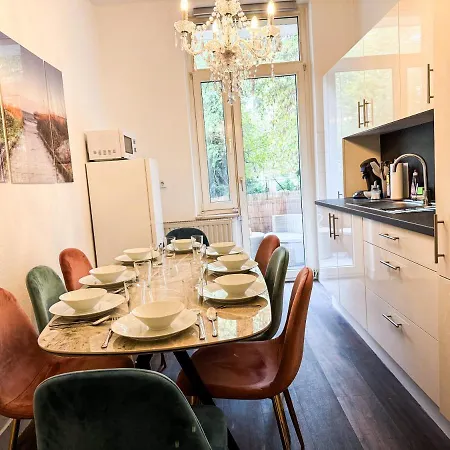 Citynah, Balkon, Grosse Kueche Und Garten Appartement Hanovre