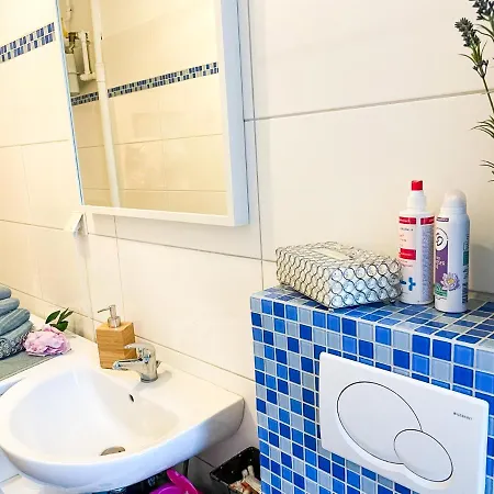 Citynah, Balkon, Grosse Kueche Und Garten *