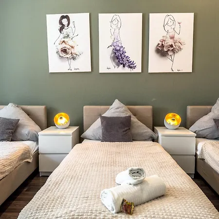 Citynah, Balkon, Grosse Kueche Und Garten * Hannover