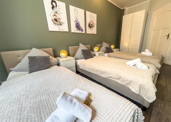 Citynah, Balkon, Grosse Kueche Und Garten *