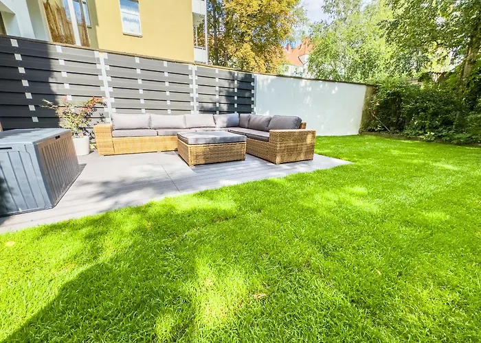 Citynah, Balkon, Grosse Kueche Und Garten