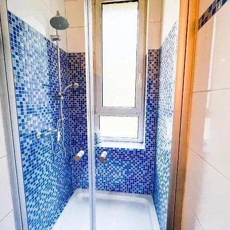 Citynah, Balkon, Grosse Kueche Und Garten Hannover